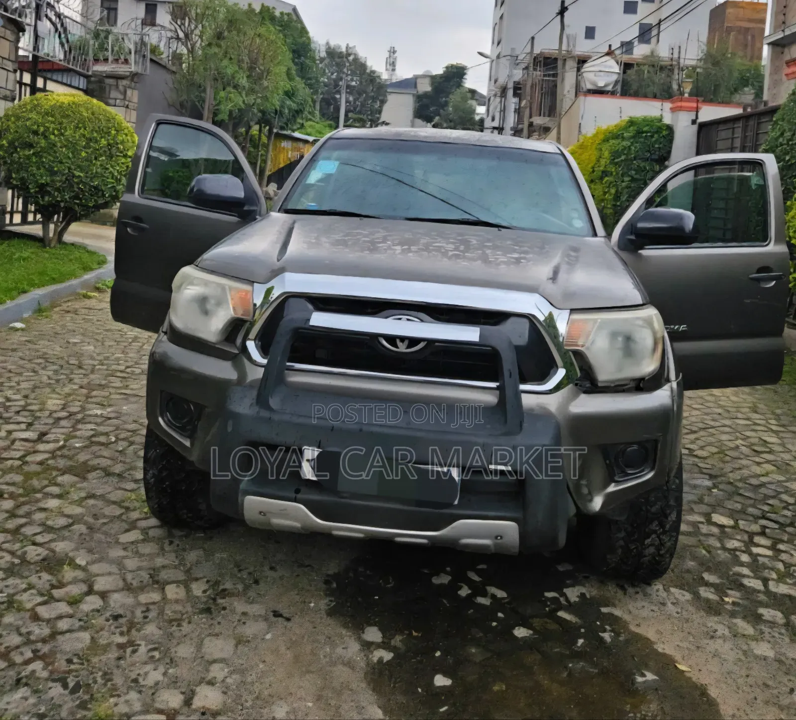 Toyota Tacoma 2012 Gray