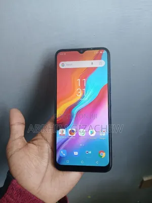 Photo - Infinix Hot 8 32 GB Green