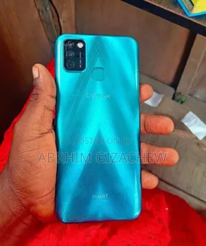 Photo - Infinix Smart 6 32 GB Blue