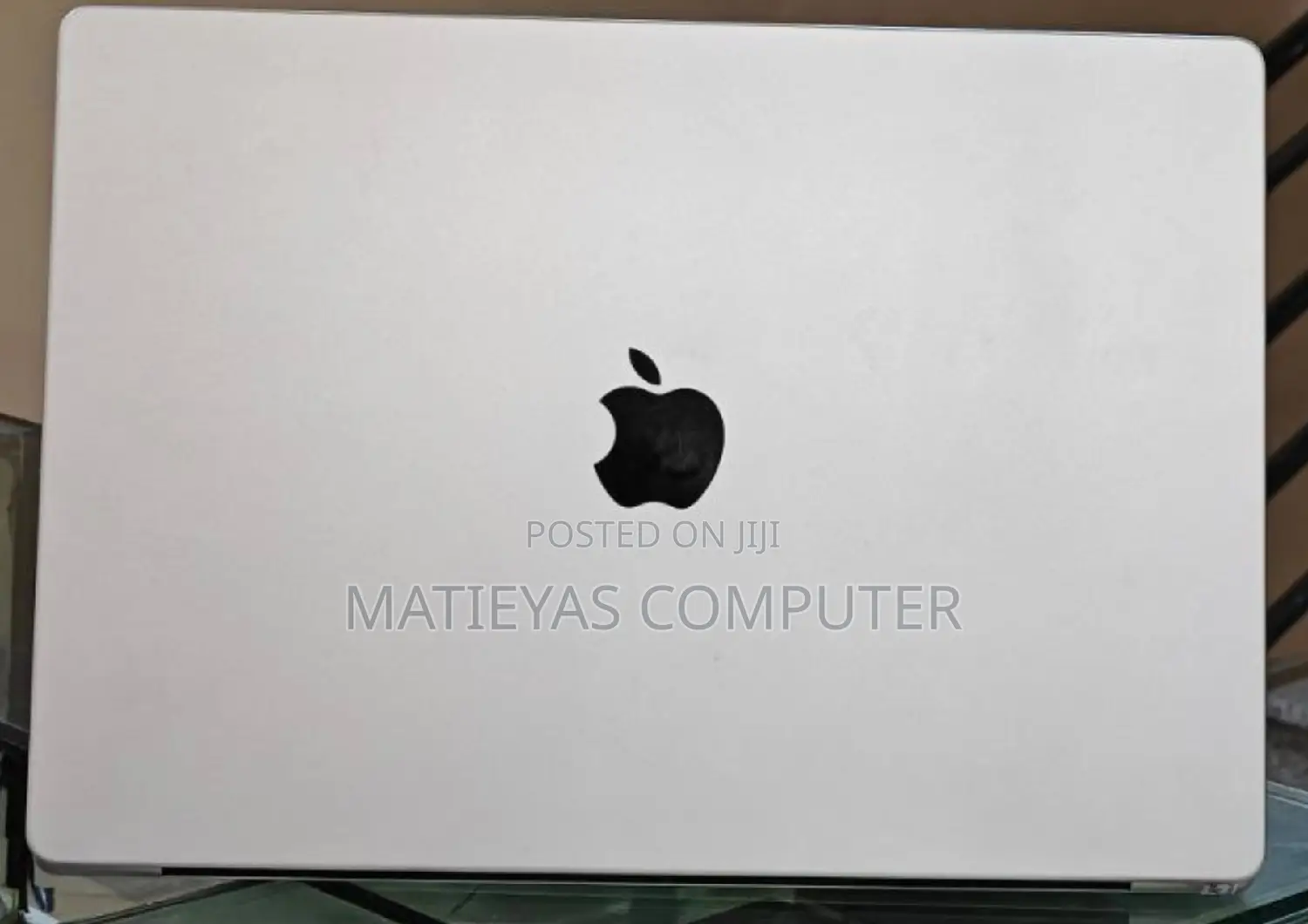 New Laptop Apple MacBook Pro M1 16GB Apple M1 SSD 1T
