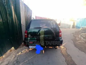 Toyota RAV4 2005 Green