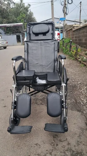 Photo - Toilet Wheelchair田wheelchair卜wheelchair 手wheelchair 山wheelchair 口wheel