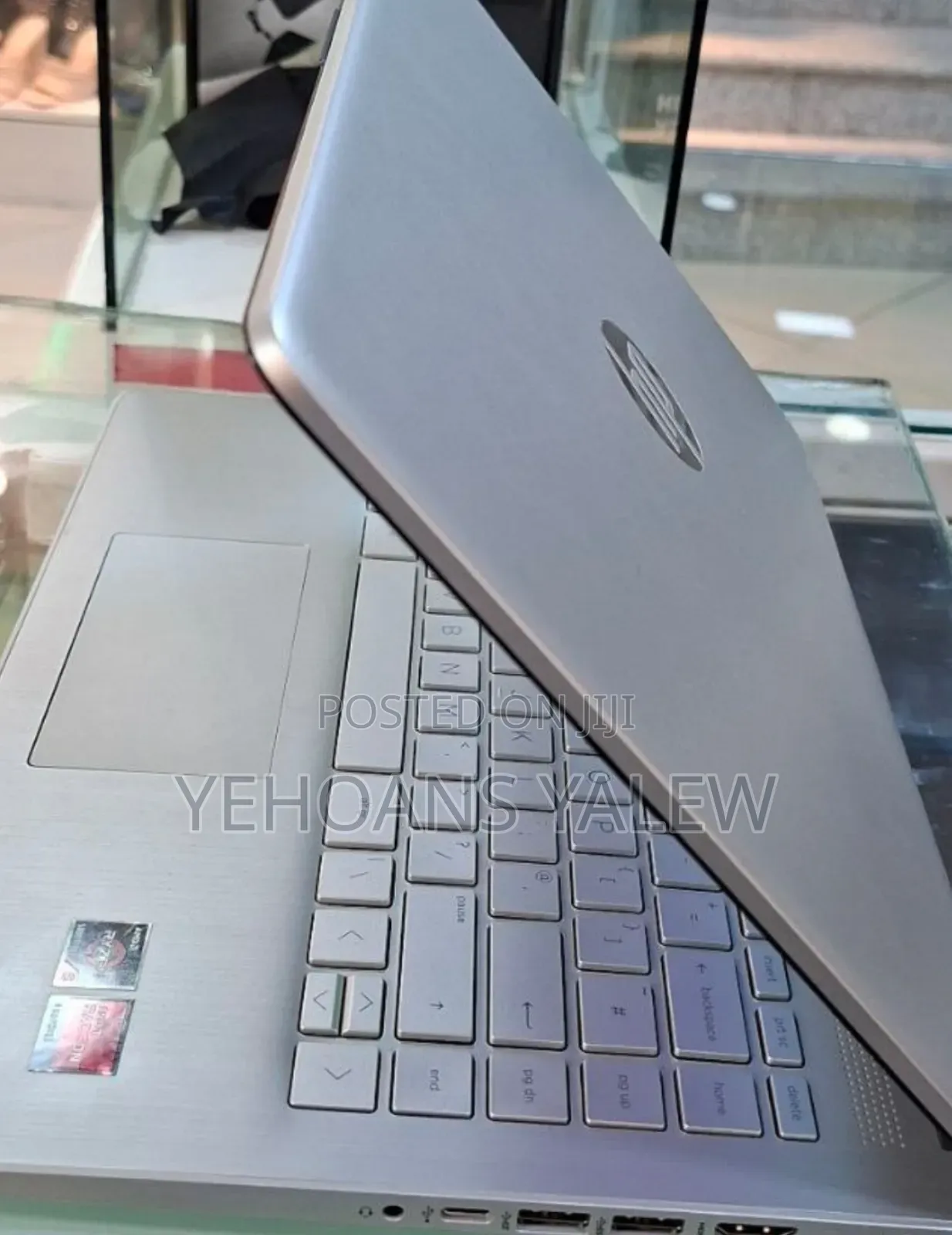 New Laptop HP Stream Notebook 8GB AMD Ryzen 5 SSD 512GB