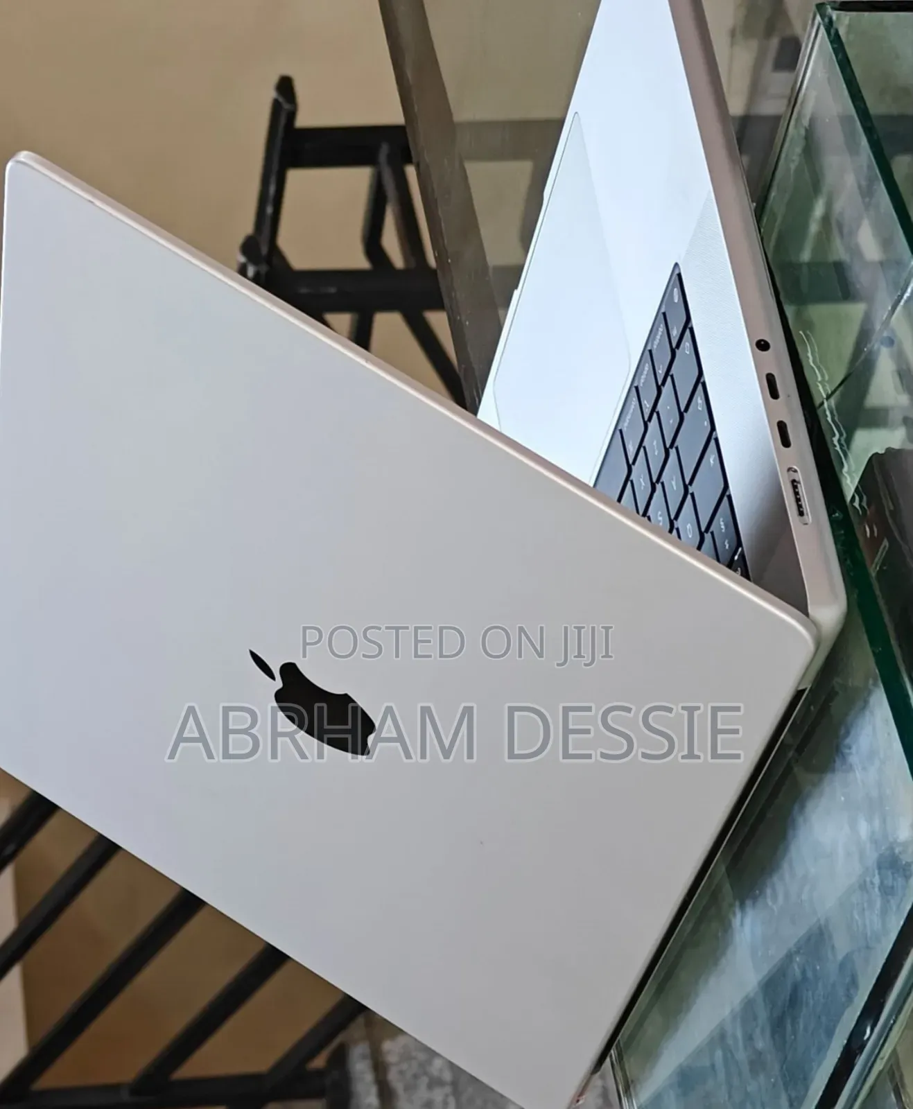 New Laptop Apple MacBook Pro M1 16GB Apple M1 SSD 1T