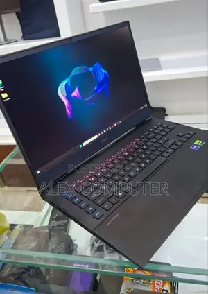 New Laptop HP Omen 17 32GB Intel Core I9 SSD 2T