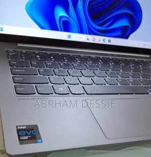 New Laptop Lenovo 16GB Intel Core I7 SSD 512GB