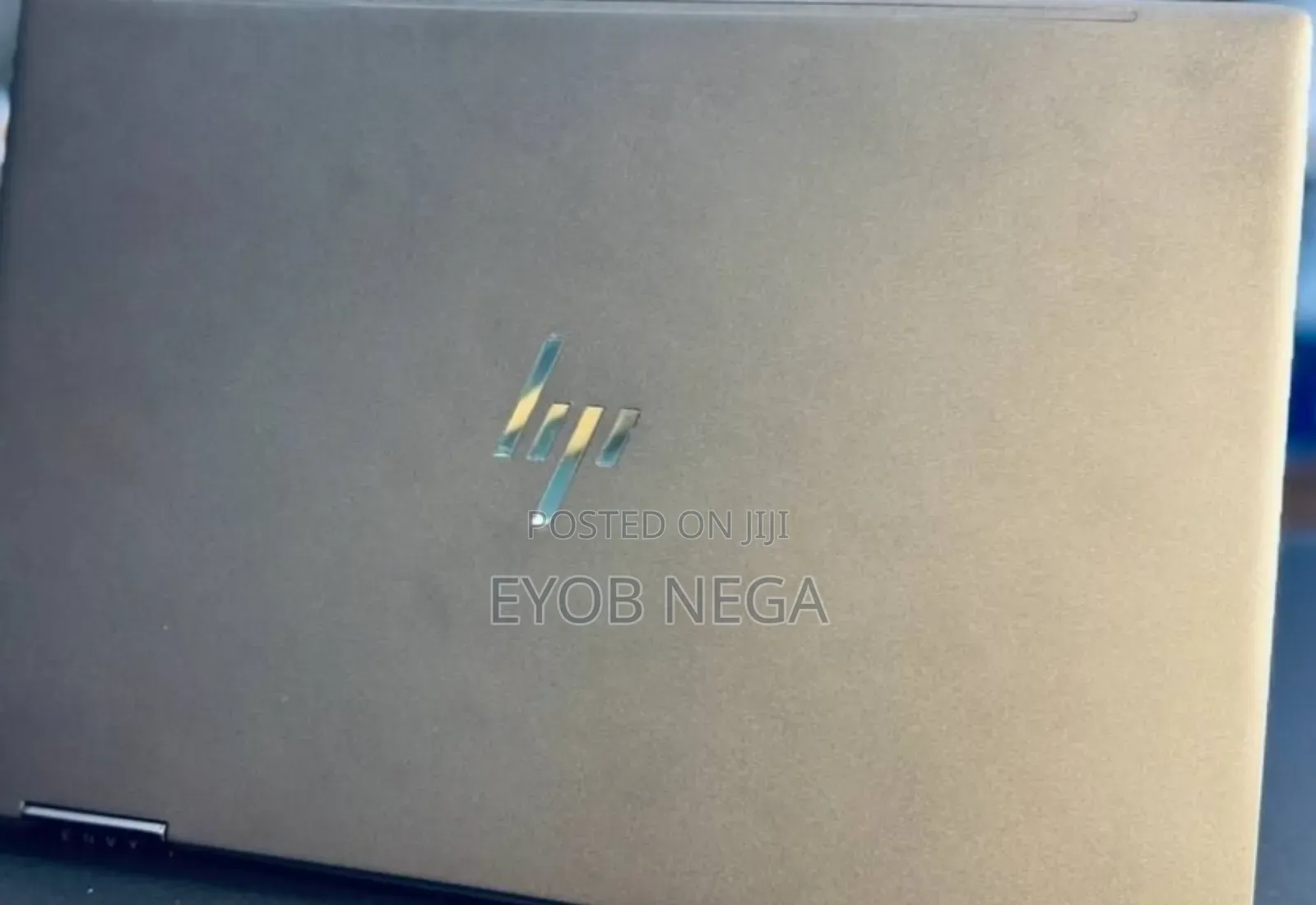 New Laptop HP Envy X360 8GB Intel Core I7 SSD 256GB