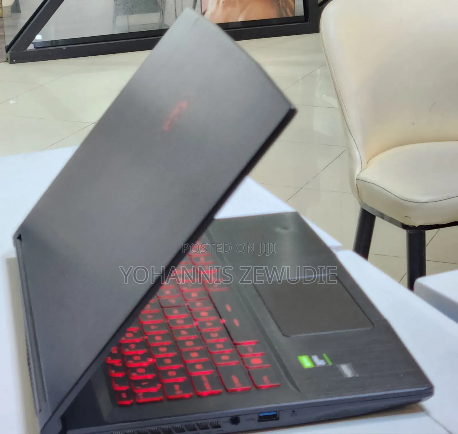 New Laptop MSI GF63 12GB Intel Core I5 SSD 512GB