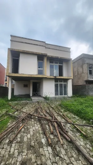 5bdrm House in Ccd, Oromia-Finfinne for sale