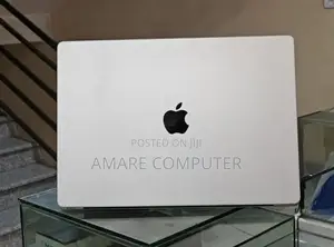 New Laptop Apple MacBook Pro M1 16GB Apple M1 Pro SSD 1T