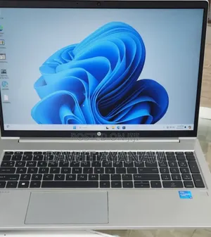 New Laptop HP Envy X360 8GB Intel Core i7 SSD 512GB