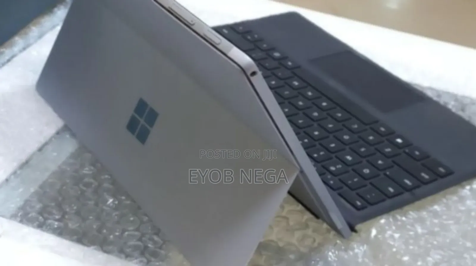 New Laptop Microsoft Surface Pro 5 16GB Intel Core I7 SSD 512GB