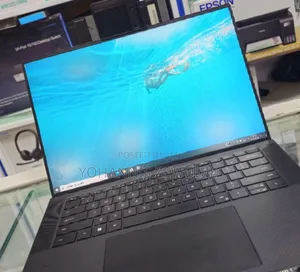 New Laptop Dell Precision 5570 32GB Intel Core I7 SSD 512GB