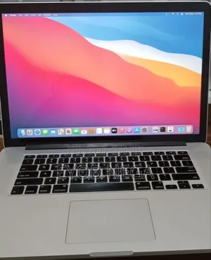 Photo - Laptop Apple MacBook Pro 2015 16GB Intel Core I7 SSD 256GB