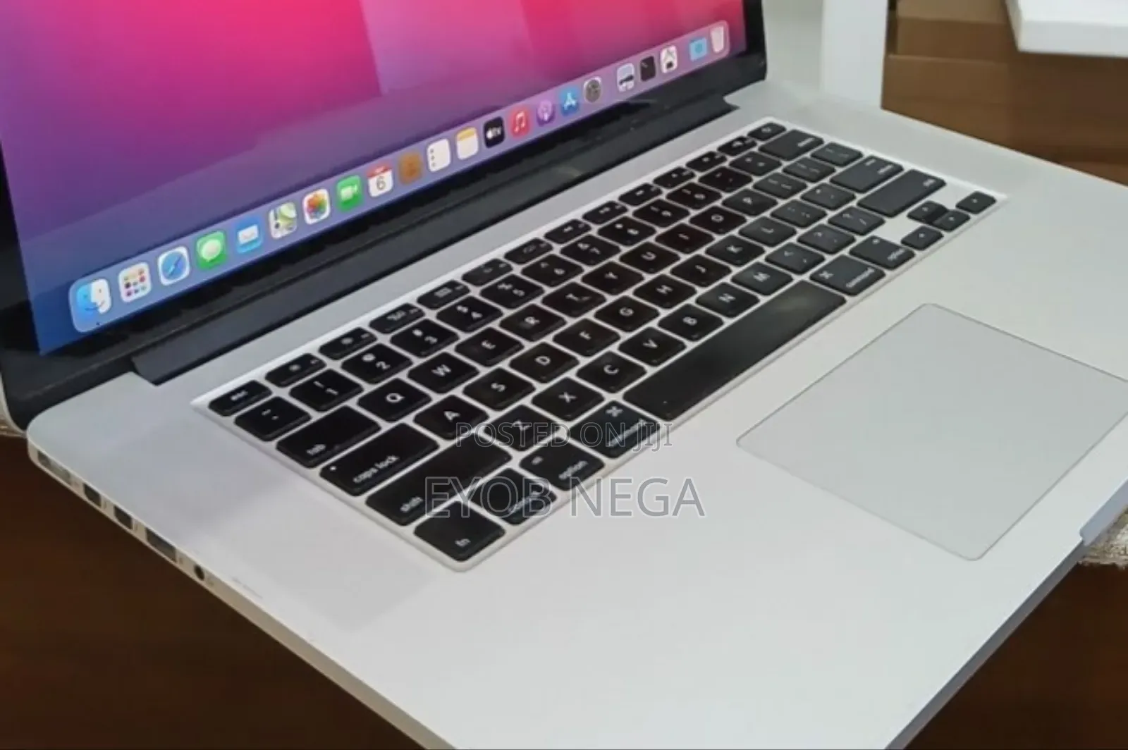 Laptop Apple MacBook Pro 2015 16GB Intel Core I7 SSD 256GB