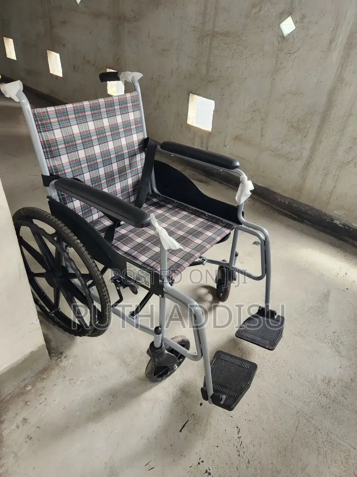 Belted Very Strong Almunium Wheelchair夷陵wheelchair鴦了wheelchair New