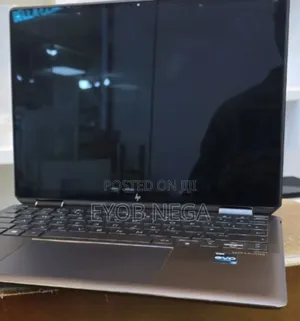 New Laptop HP Spectre 16GB Intel Core I7 SSD 1T