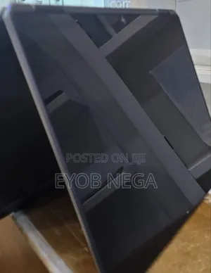 New Laptop HP Spectre 16GB Intel Core I7 SSD 1T