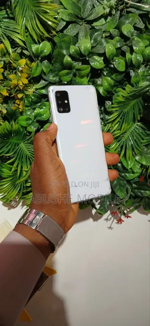 Photo - Samsung Galaxy A51 128 GB White