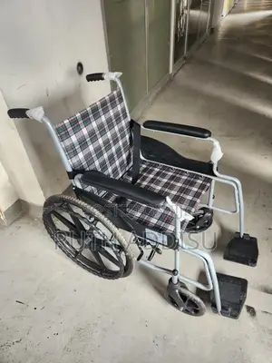 Wheelchair丸及well Designed for Disability for Eaalderly Wheelchair