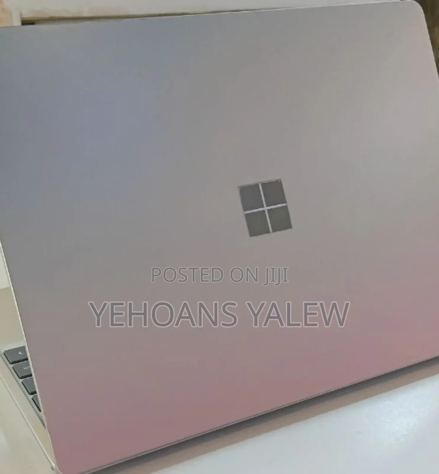 New Laptop Microsoft Surface 8GB Intel Core i5 SSD 128GB