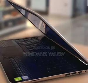 New Laptop HP Pavilion 13 8GB Intel Core I7 SSD 256GB