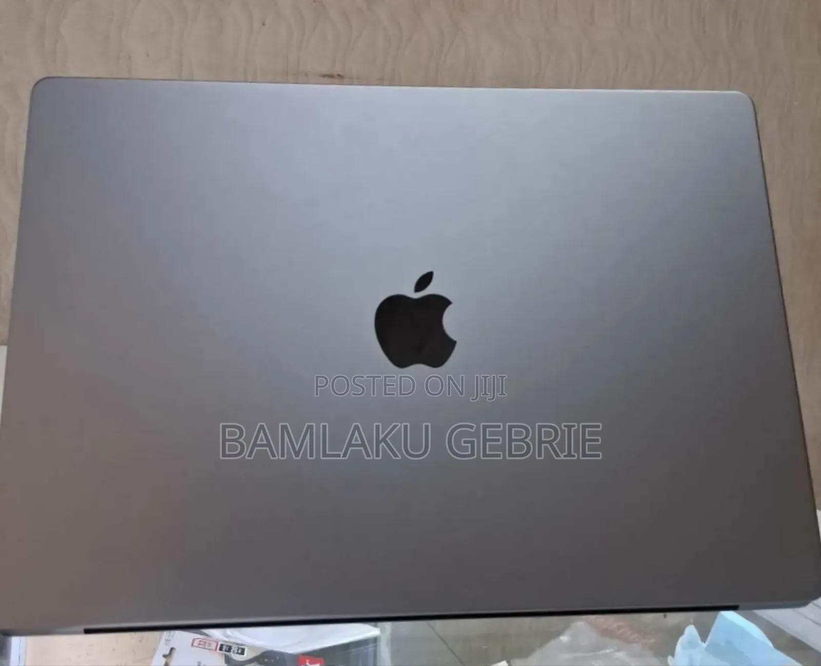 New Laptop Apple MacBook Pro M1 32GB Apple M1 Pro SSD 1T