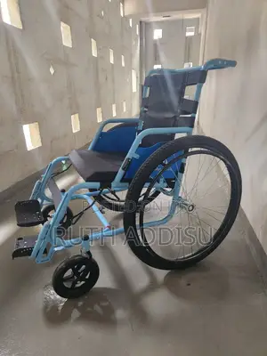 Photo - Foldable Very Strong Stainless Green Colored Wheelchair九龍wheelchair