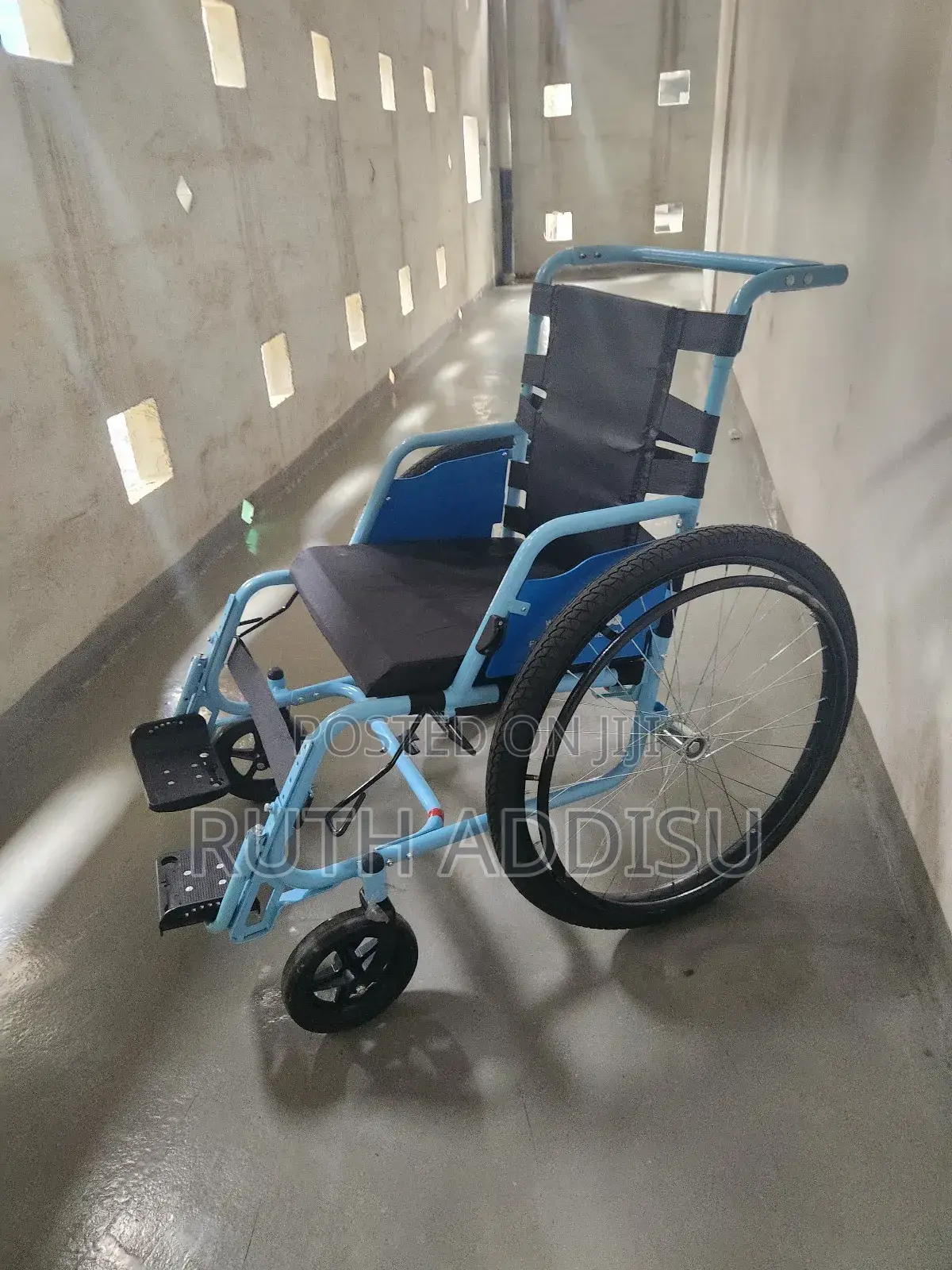 Strong Wheels for Ethiopian Roads Best Wheelchair夷陵wheelchair