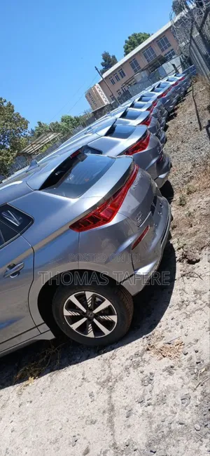 New BYD E2 43 kWh 94 hp FWD 2025 Gray