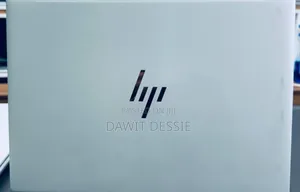 New Laptop HP Envy 17 16GB AMD Ryzen 5 SSD 512GB