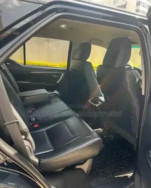 Toyota Fortuner 2023 Matt Black