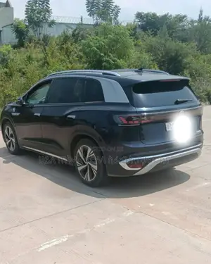 Volkswagen ID.6 2023 Matt Black