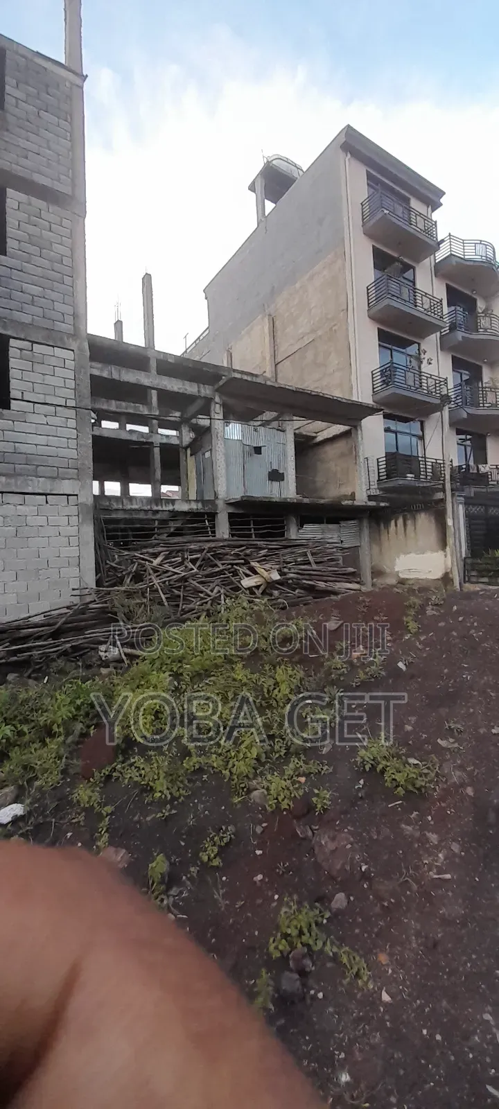 አስቸካይ የሚሸጥ ቤት