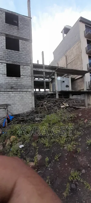 አስቸካይ የሚሸጥ ቤት