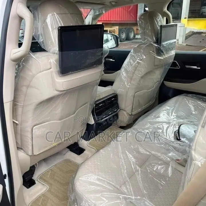 New Toyota Land Cruiser LC300 2023 Black