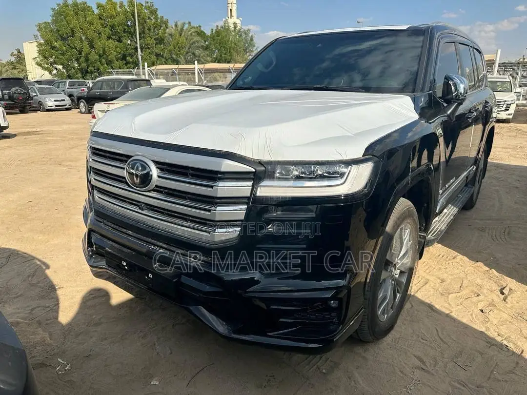 New Toyota Land Cruiser LC300 2023 Black