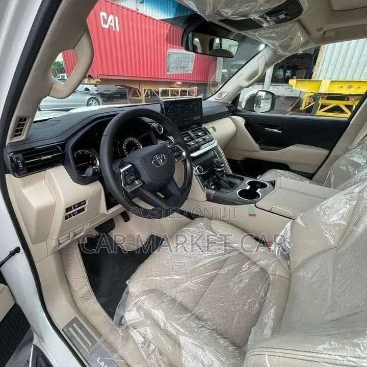 New Toyota Land Cruiser LC300 2023 Black
