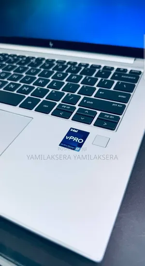 New Laptop HP EliteBook 840 10 16GB Intel Core i7 SSD 512GB