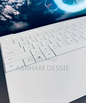 New Laptop Dell 16GB Intel Core i7 SSD 512GB