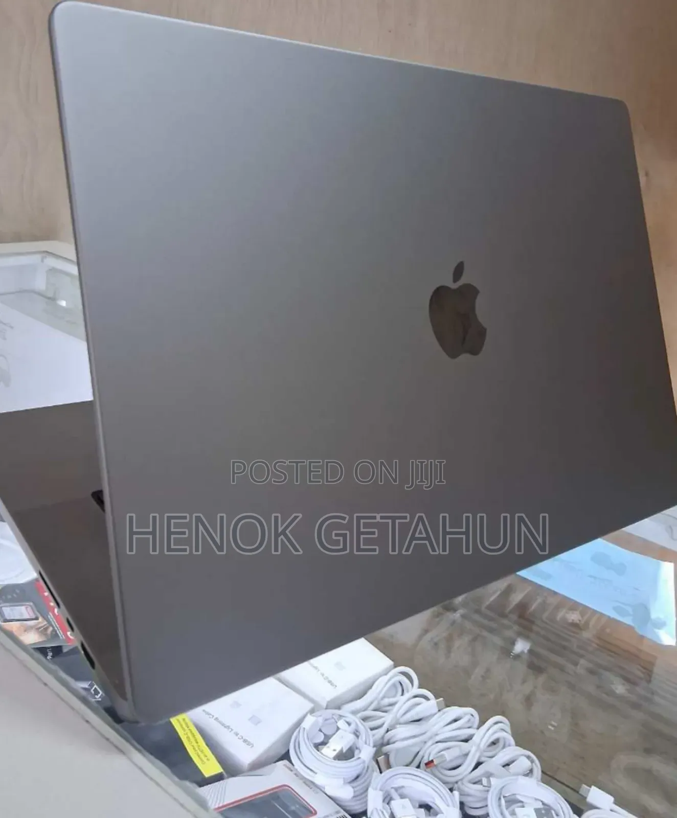New Laptop Apple MacBook Pro M1 32GB Apple M1 SSD 1T