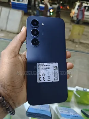 Photo - New Tecno Spark 40 Pro 256 GB