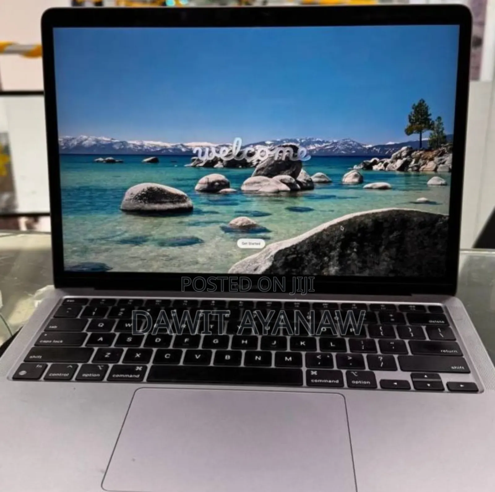 New Laptop Apple MacBook Air 2020 M1 8GB Apple M1 SSD 256GB