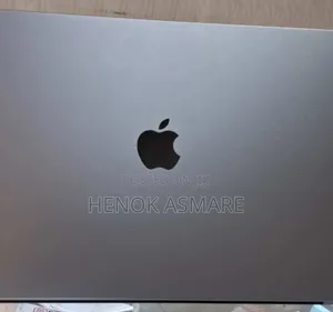 New Laptop Apple MacBook Pro 2019 32GB Apple M1 SSD 1T