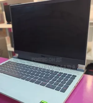 New Laptop Dell XPS 15 16GB AMD Ryzen 7 SSD 512GB