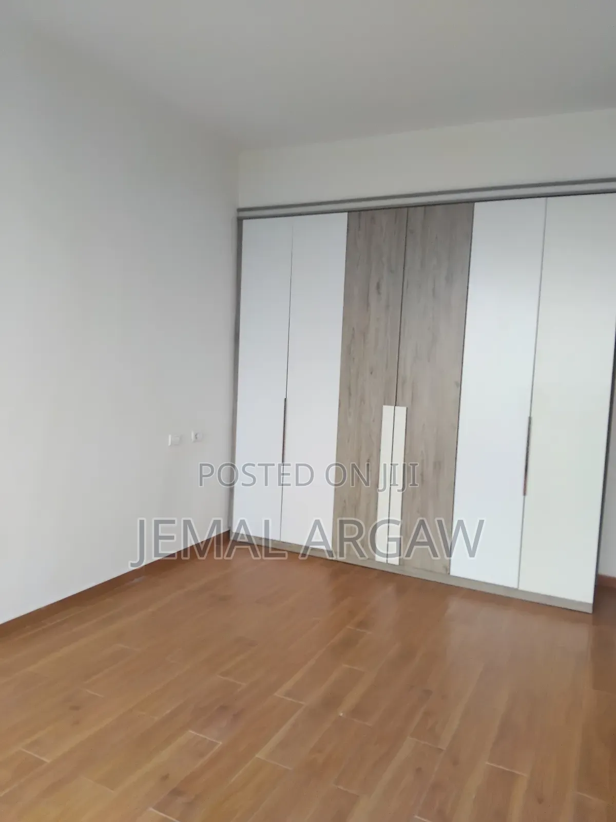 4bdrm Apartment in Noah Realestate, Bole for sale