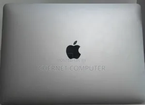 New Laptop Apple MacBook Pro 2017 8GB Intel Core I5 SSD 128GB