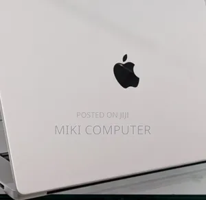 Photo - New Laptop Apple MacBook Pro M1 32GB Intel SSD 1T