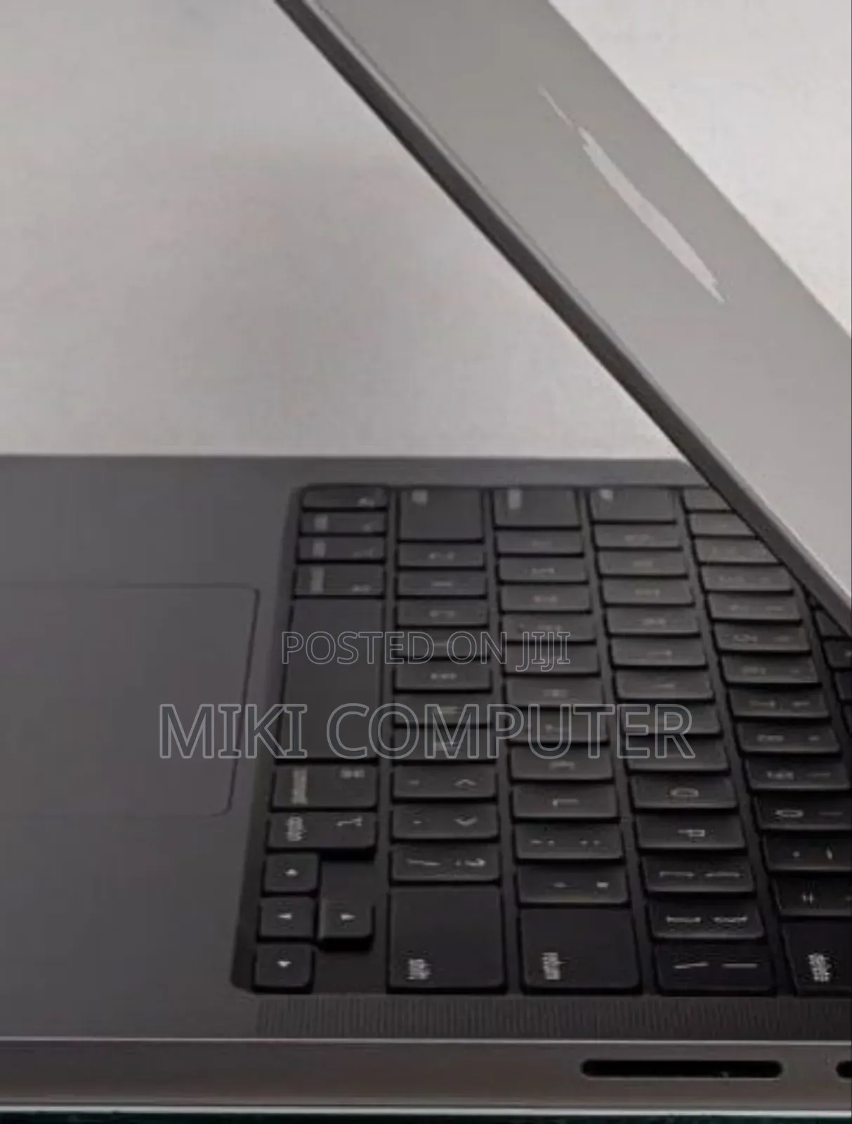 New Laptop Apple MacBook Pro M1 32GB Intel SSD 1T