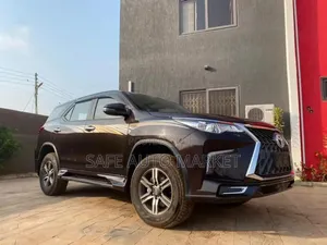 New Toyota Fortuner 2023 Black